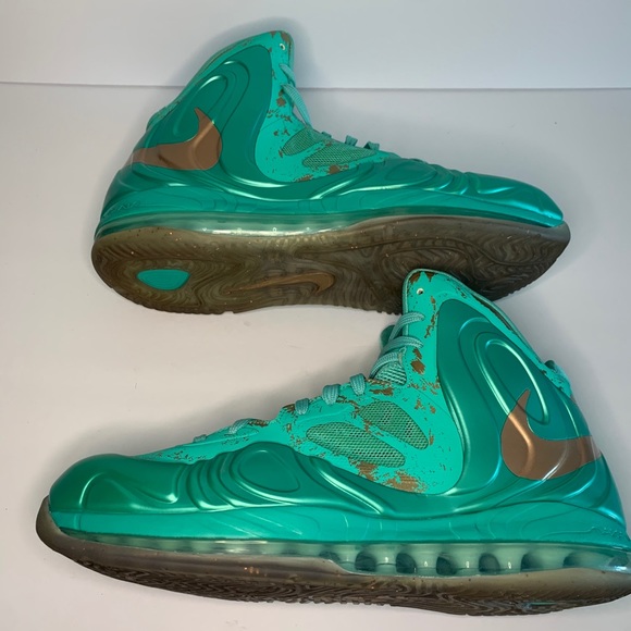 nike hyperposite statue of liberty